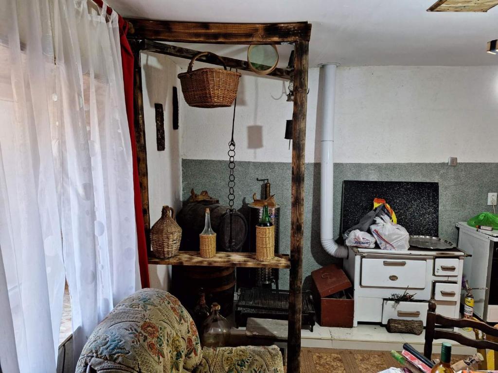Jana's old house photo 2