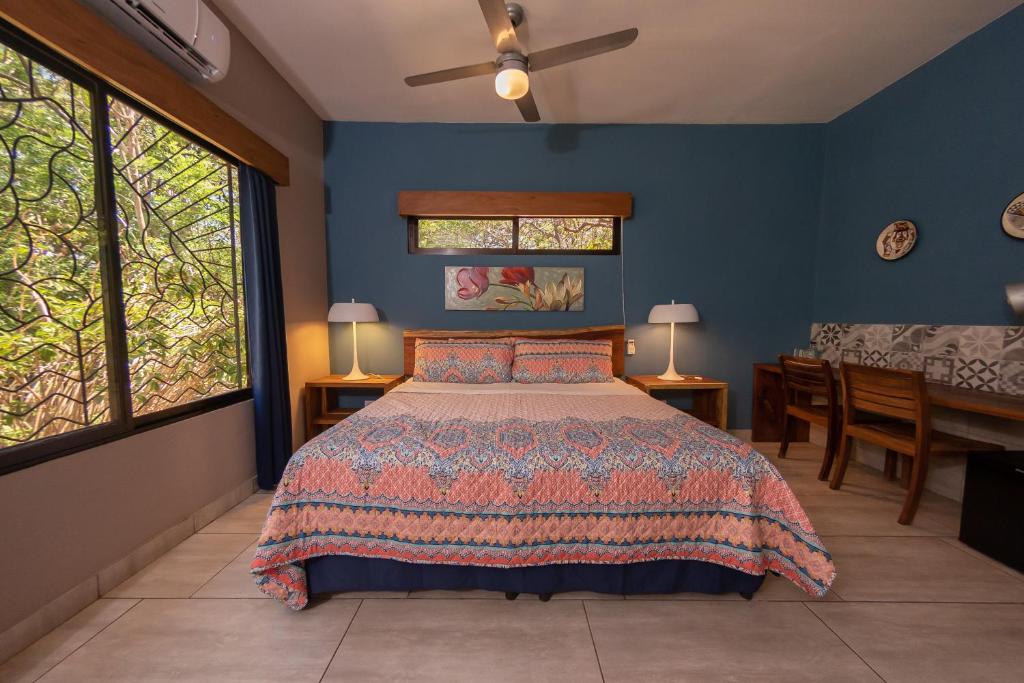 Xalli Beach Hotel