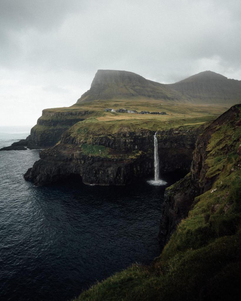 Múlafossur Cottages by famous waterfall in Gásadalur photo 2