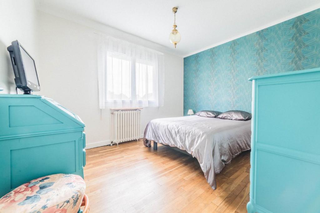 Les Rosiers - Maison avec JACUZZI photo 4