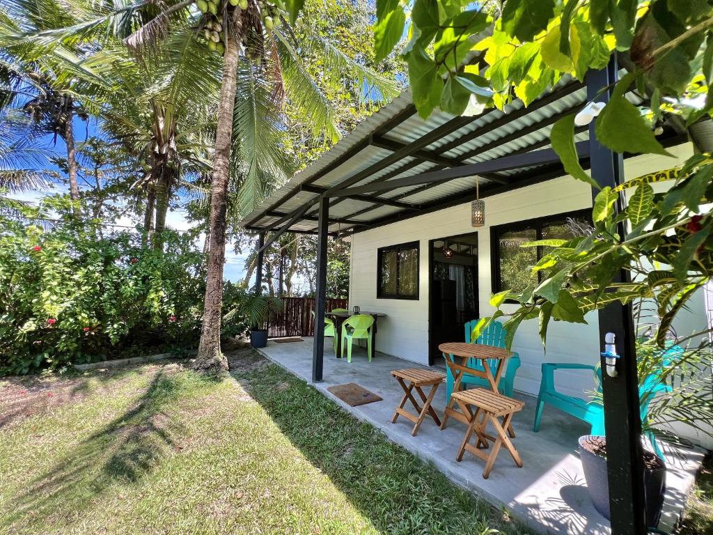 Rinconcito Magico beachfront location