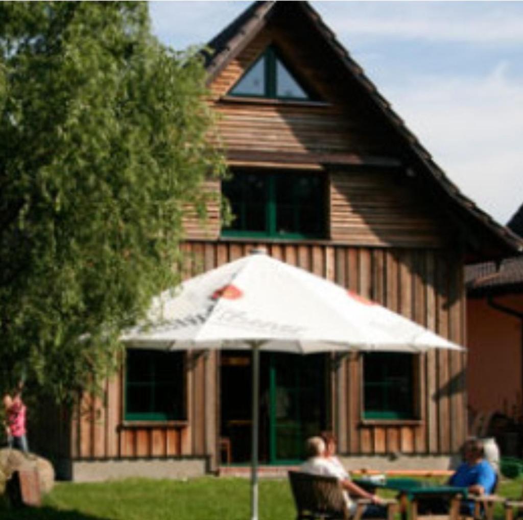 Weidmannsruh - große Ferienwohnung mit 3 Schlafzimmern photo 2