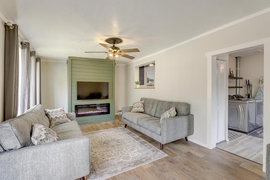 Grand Junction Home with Deck about 2 Mi to Downtown! photo 4