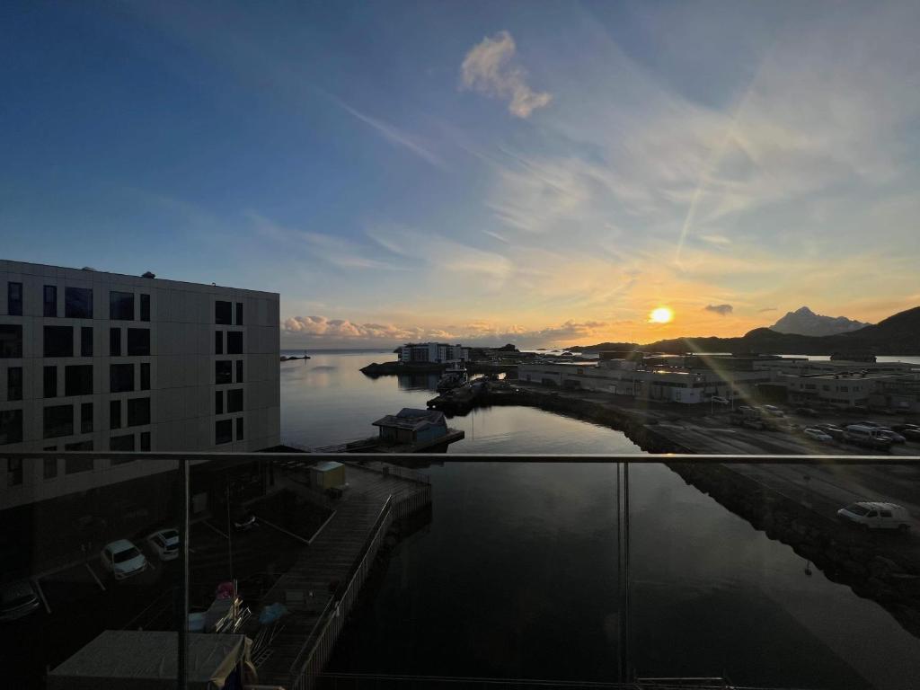 Luxury penthouse apt with amazing views photo 1
