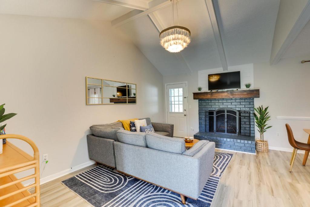 Summerville Vacation Rental 4 Mi to Downtown! photo 3