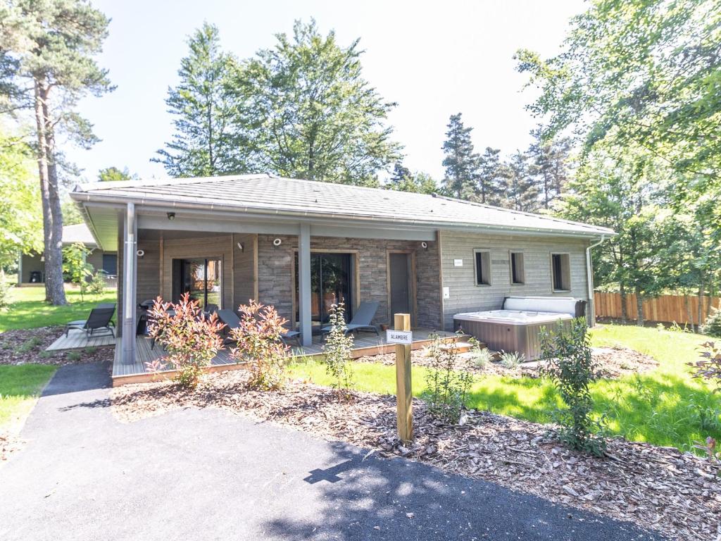 Gîte Le Chambon-sur-Lignon, 3 pièces, 6 personnes - FR-1-582-368