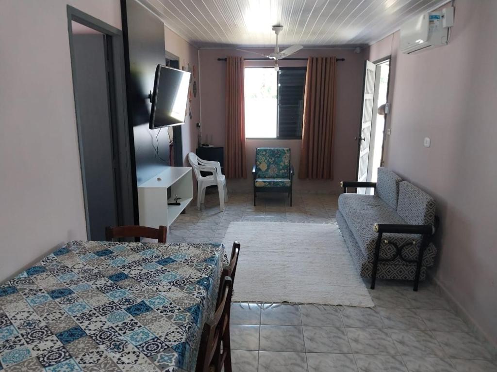 Casa disponível para diária, 300m do mar casa sozinha no terreno photo 1