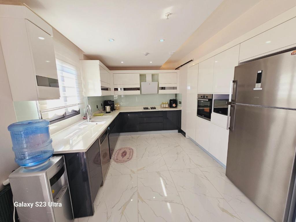 luxury house at mezitli photo 3