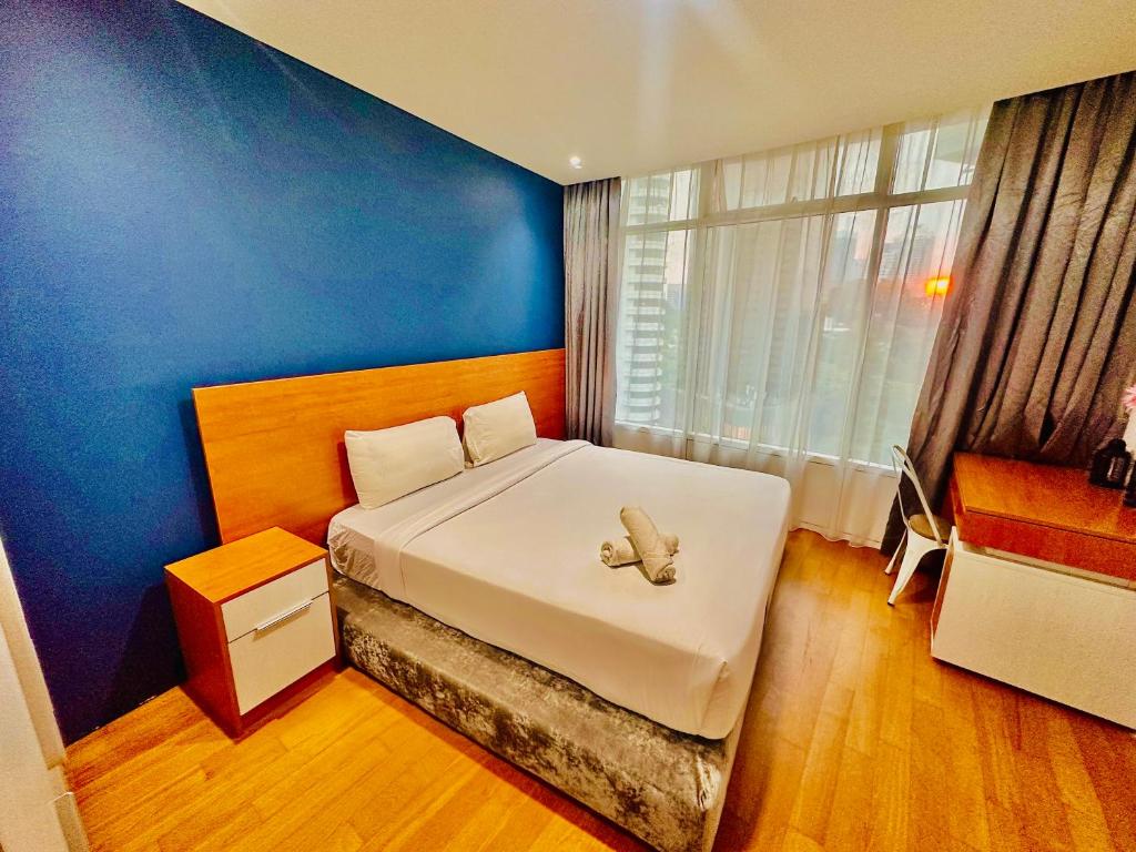 vortex suites klcc HOLIDAY apartment