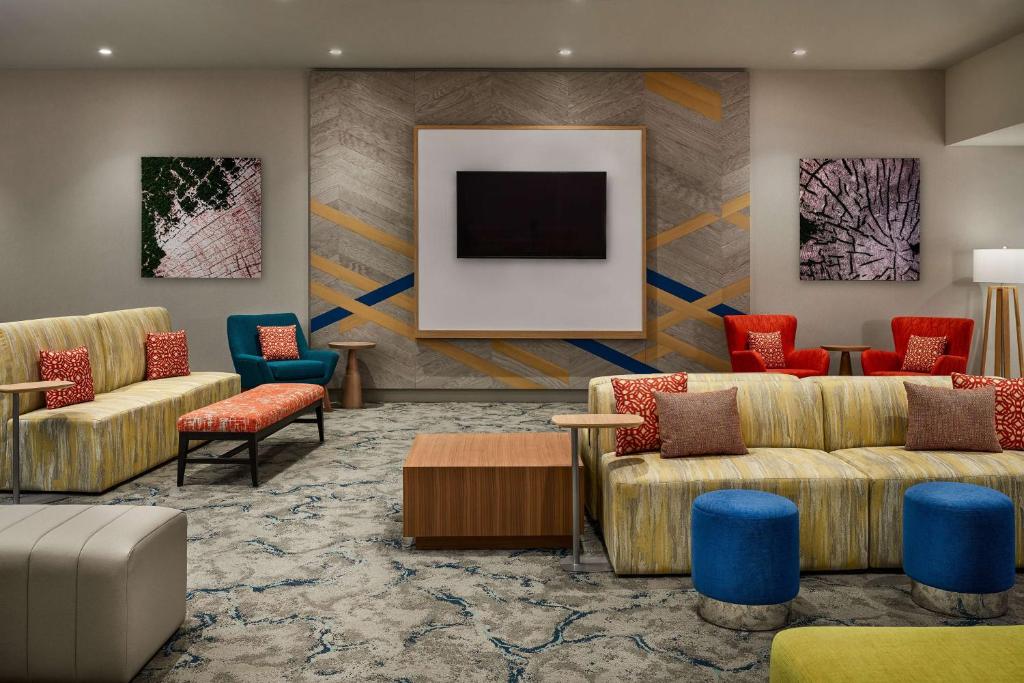 Hilton Garden Inn Tewksbury Andover image