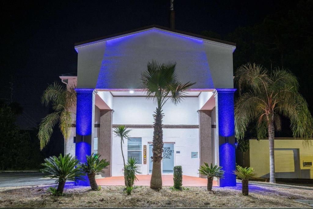 Travelodge by Wyndham Kingsland GA