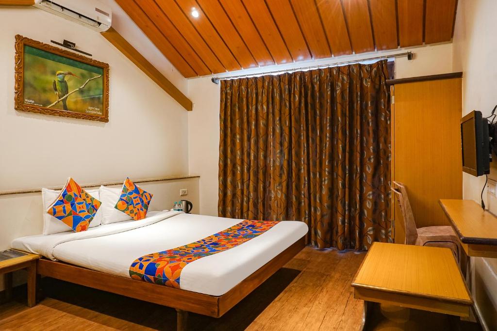 FabHotel Lotus Resort photo 2