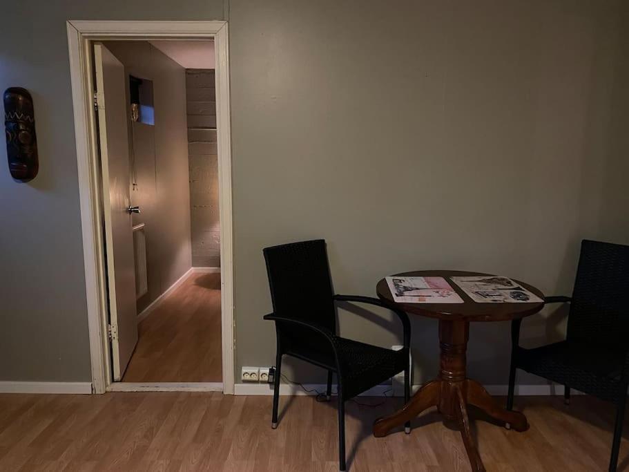 A cozy One-Bedroom basement apartment in RVK suburbs photo 4