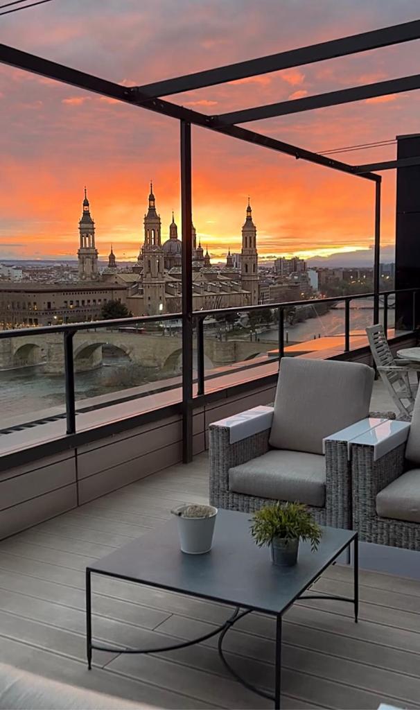 Ático mejores vistas al Pilar jacuzzi y garaje