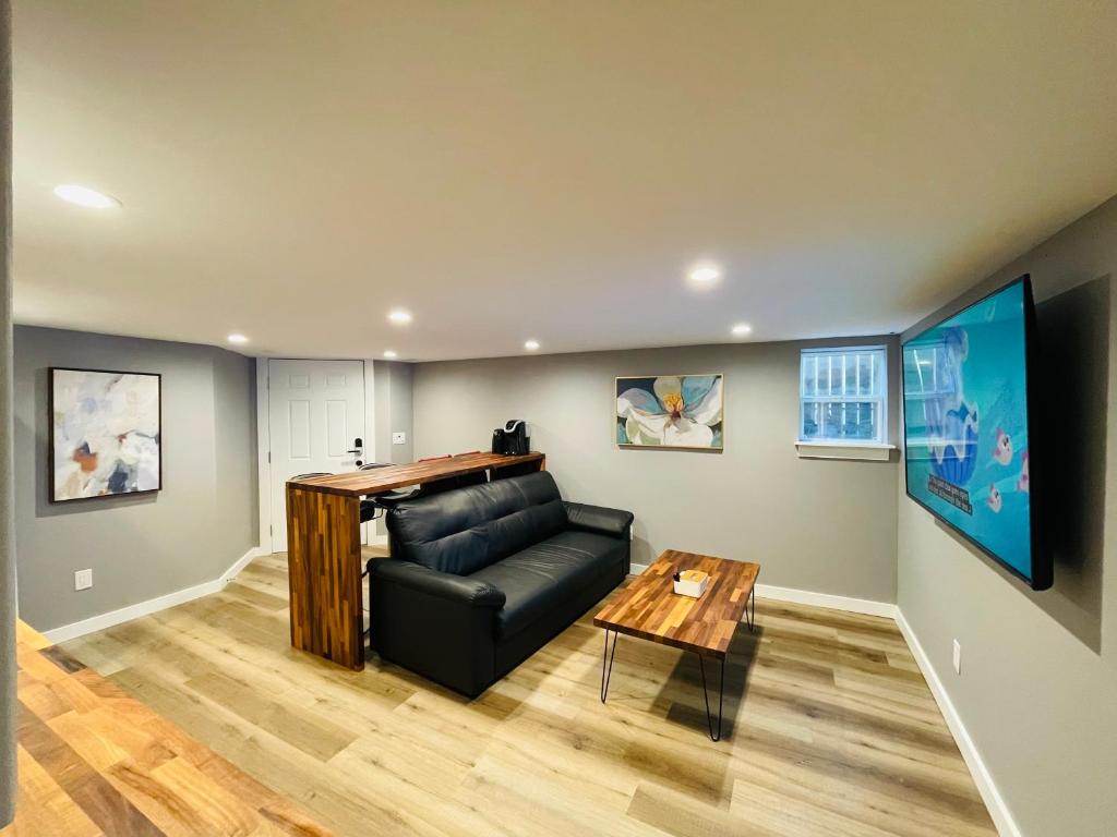 Green Lake 1st Line Home C Full Modern Remodeled photo 4