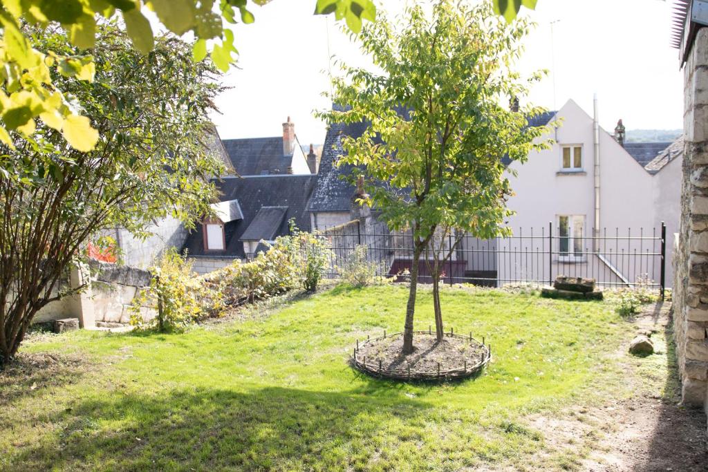 Chez Miriam - Maison de caractère - Ville avec jardin photo 3