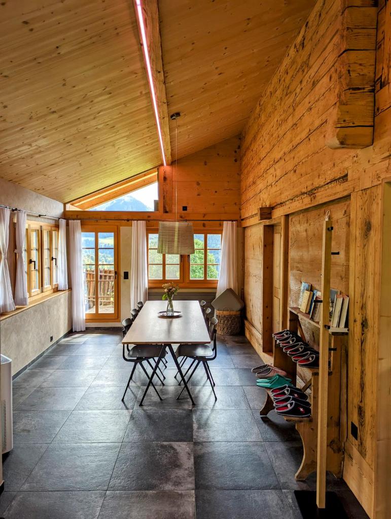 Chalet Grittelihus®, between Interlaken and Gstaad photo 2