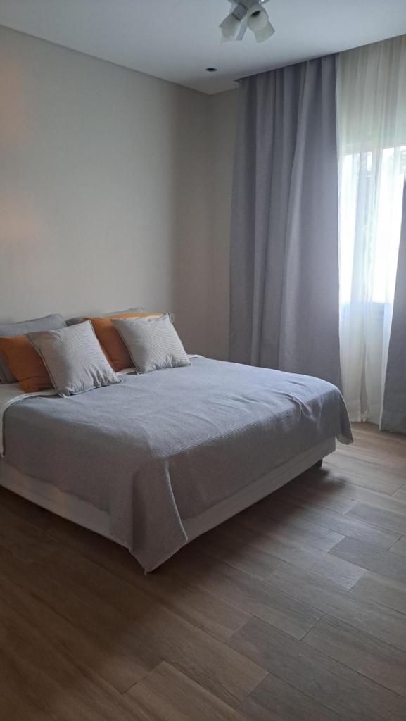 Habitación en hermosa casa de descanso