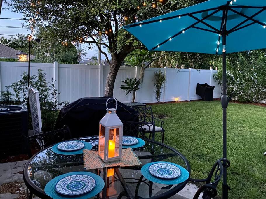 Gorgeous 5-Star Retreat Near Downtown & the Beach