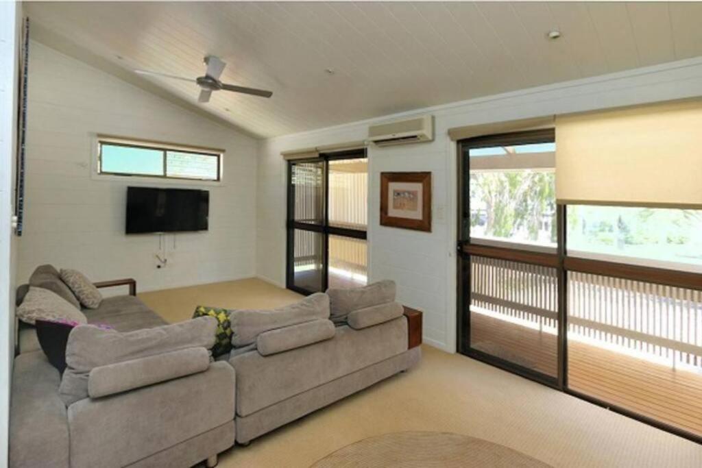 Archies Beach Abode photo 2