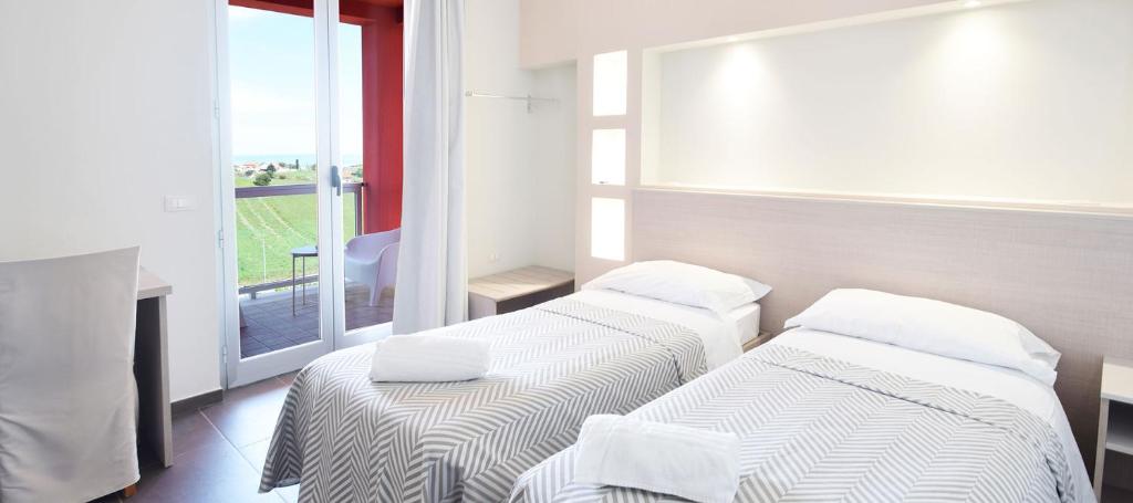 Hotel La Siesta photo 1