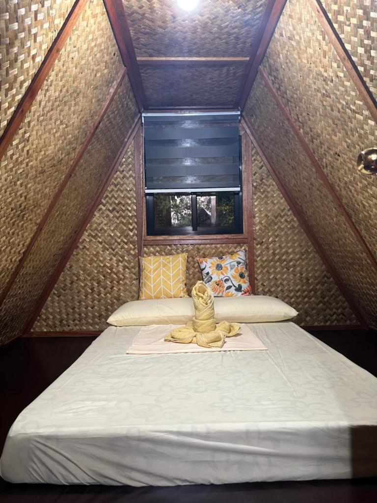 HIRAYA Camp Site - FREE use of SCOOTER for NIPA HUTS photo 1