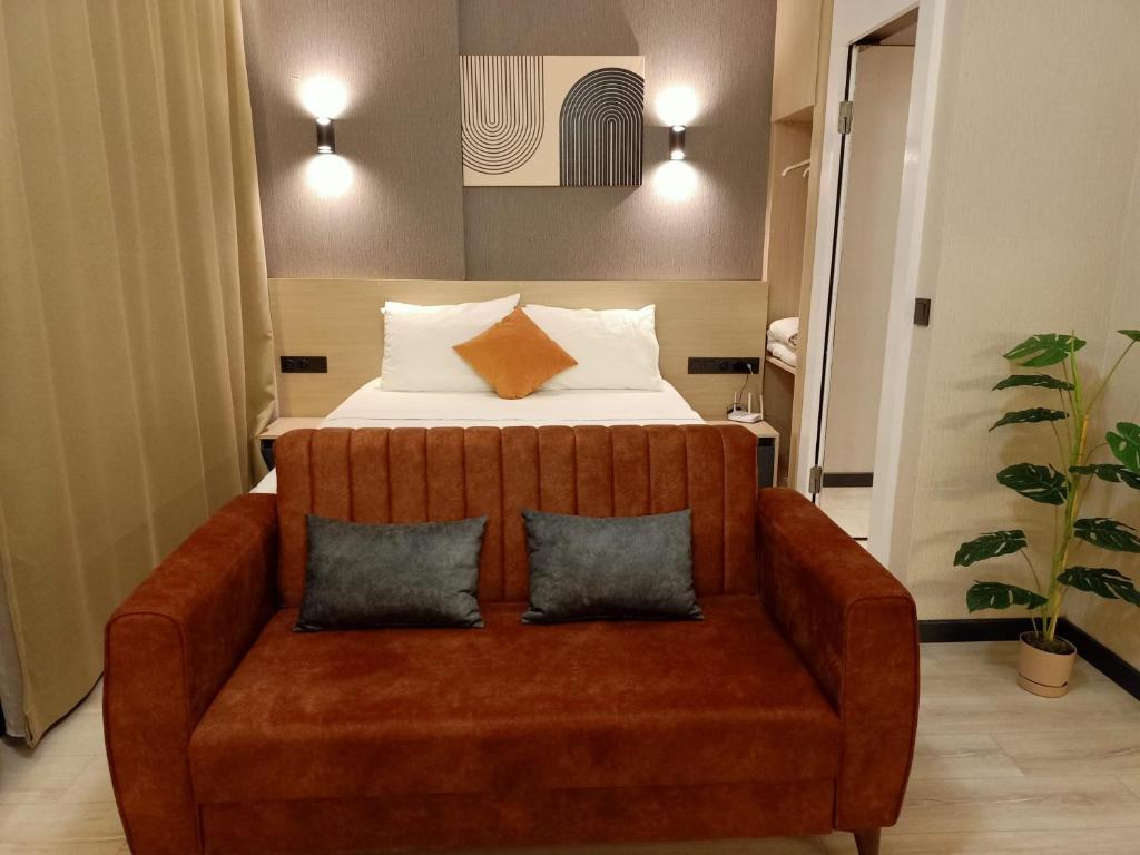 NEW FALCON Palas OTEL - Tap to explore photos