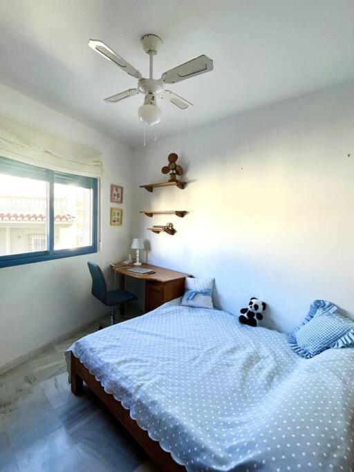 Sunny 2-bedroom apartment with sea view photo 4