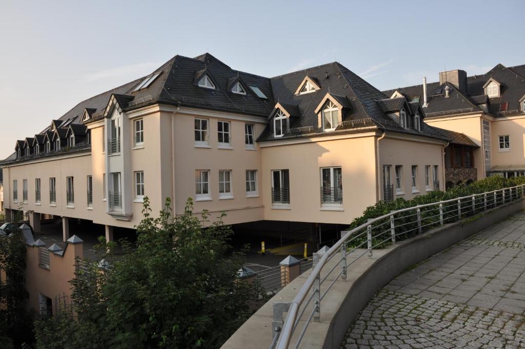 attraktives Appartement im Stadtzentrum Plauen Balkon Lift photo 4