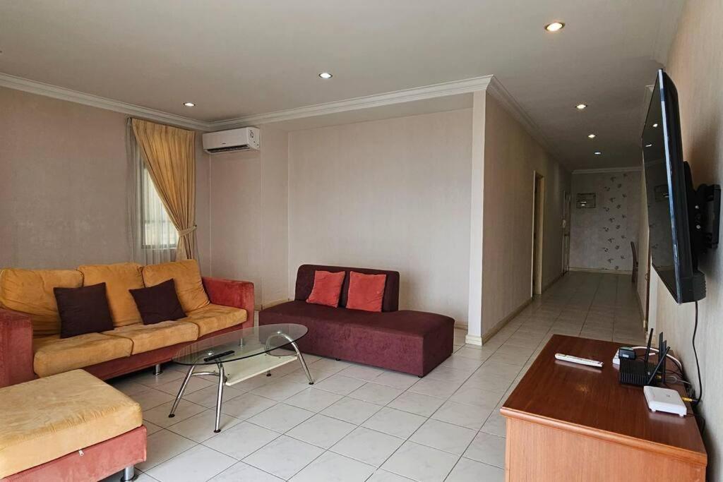 Kenyalang Riverine Emerald Condominium Homestay photo 2