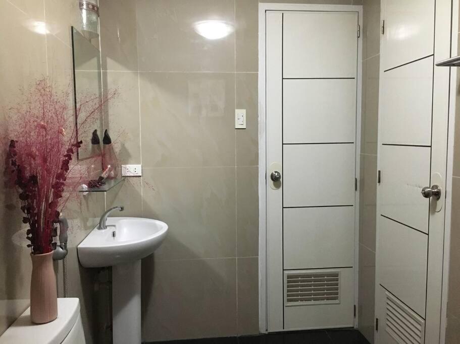2 large BR at Kandi, 300Mbps internet,110SQM condo photo 2