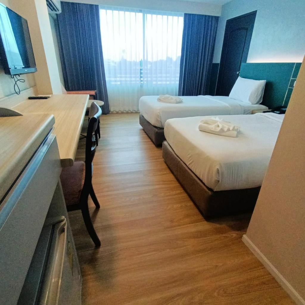 Mayflower Grande Hotel Phitsanulok photo 4