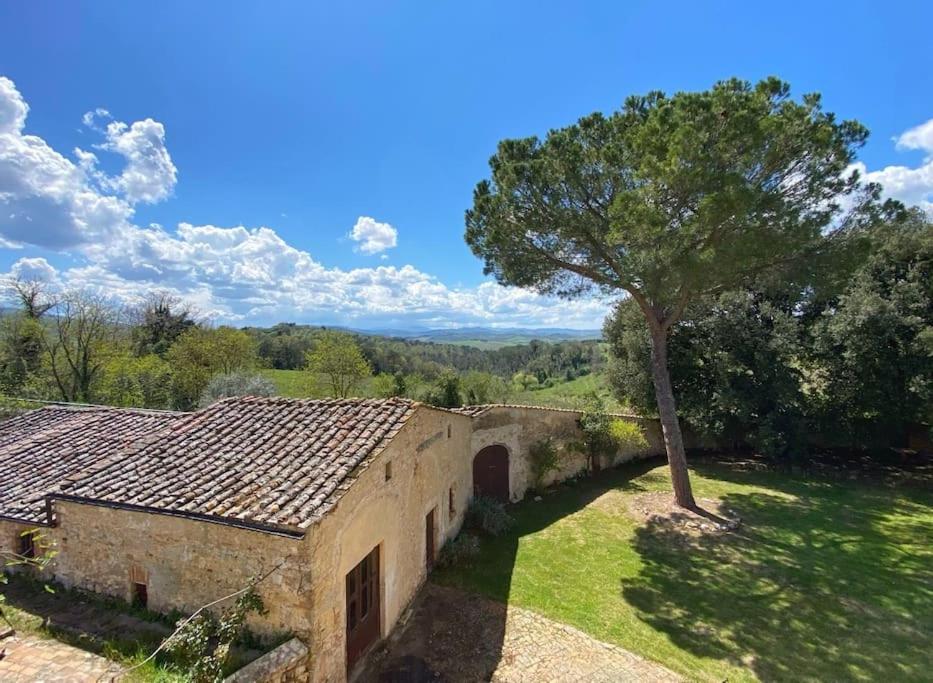Tenuta Uzielli an elegant countryside villa photo 3