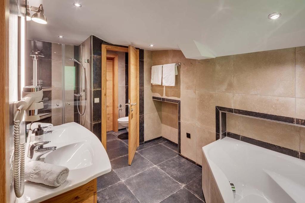 Apparthotel Talhof, Restaurant, Pool und Spa photo 4