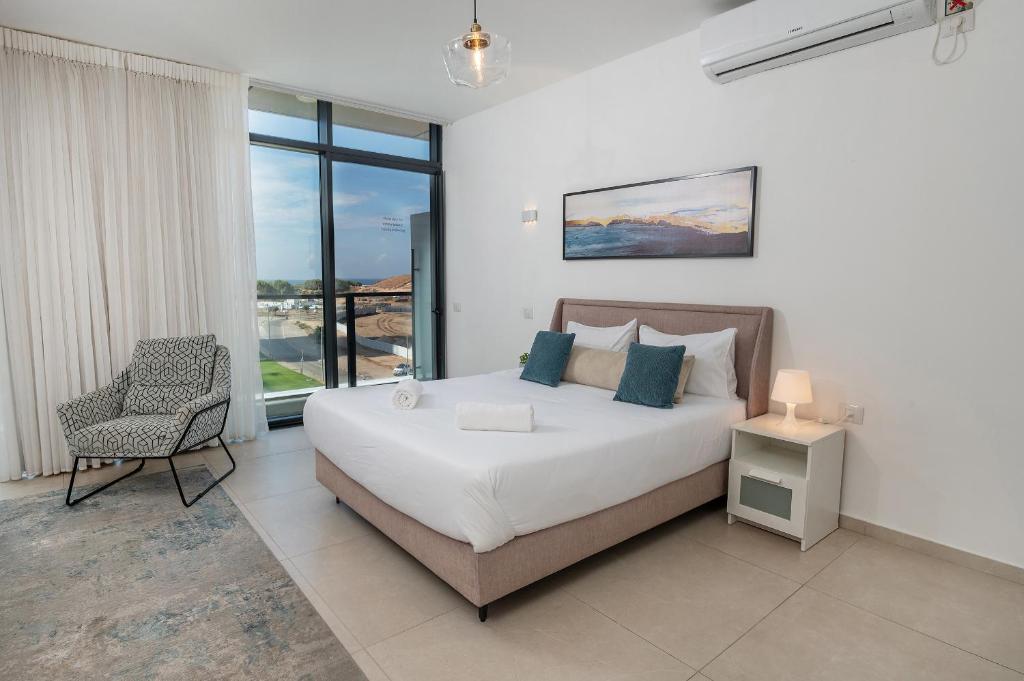 Hi-Yam SeaView Apartments & Suites - יש ממ"ד photo 1