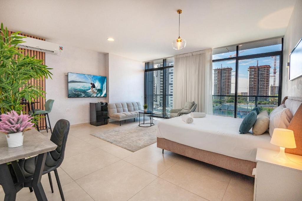 Hi-Yam SeaView Apartments & Suites - יש ממ"ד photo 2
