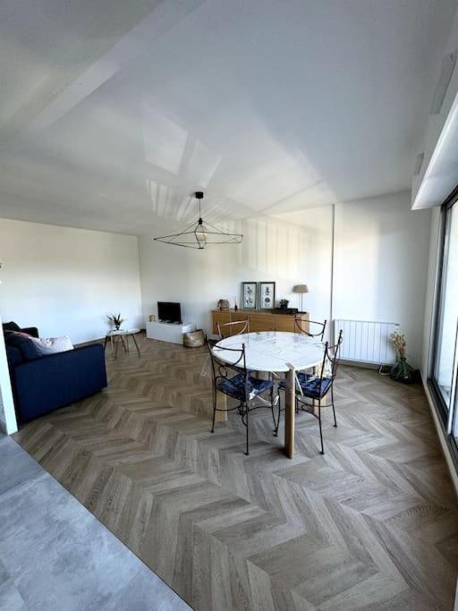 Appartement neuf avec balcon et parking privé photo 2