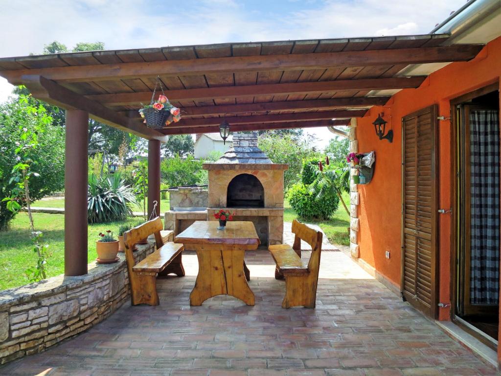 Holiday Home Milena - LBN354 by Interhome photo 2