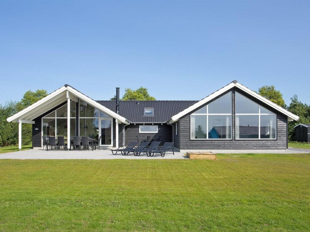 Holiday Home Adelmine - 600m from the sea in Lolland- Falster and Mon by Interhome photo 1