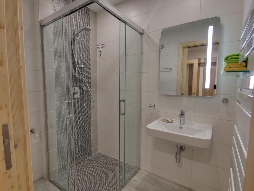 Apartment U Krále-2 by Interhome photo 4