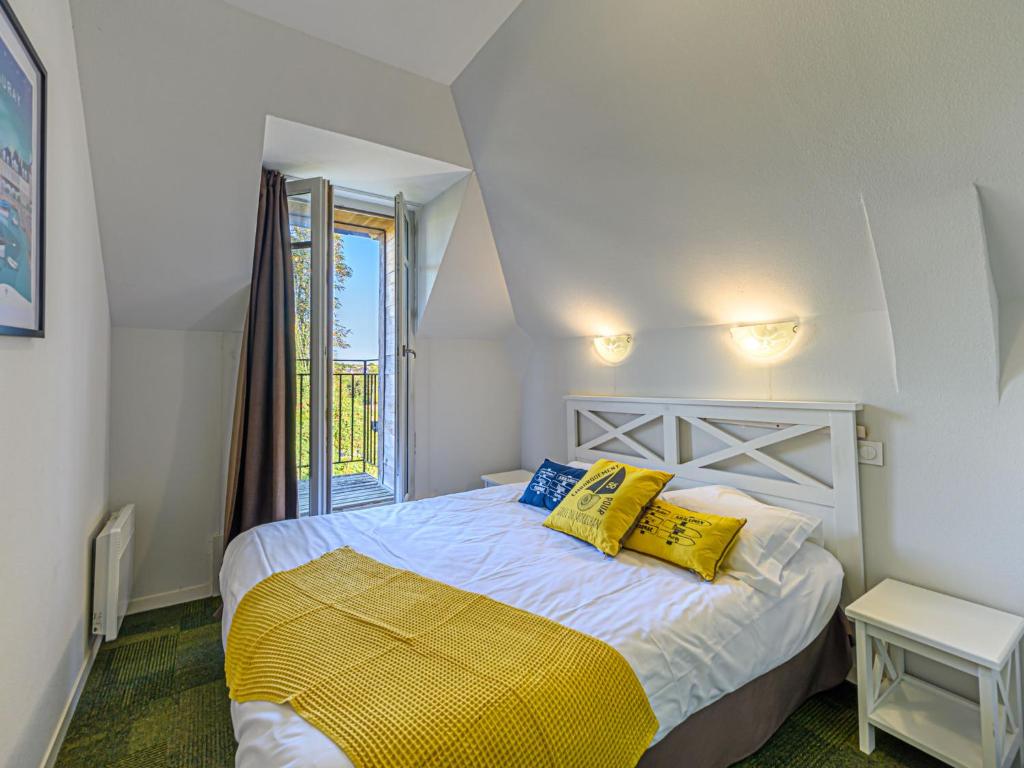 Apartment Le Château de Kergonano-2 by Interhome photo 4