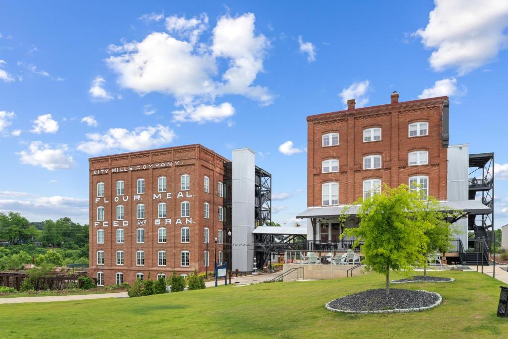 City Mills Hotel image