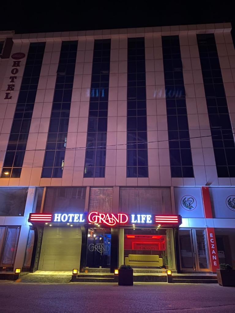 Grand Life Hotel photo 2