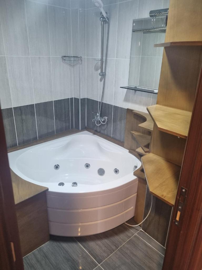 Grand Life Hotel photo 3