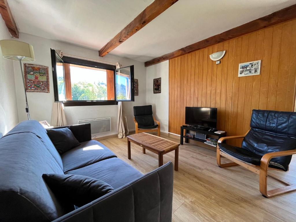 Appartement Enchastrayes, 2 pièces, 9 personnes - FR-1-165A-103 photo 2
