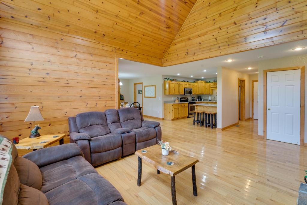 Hiwassee Riverfront Cabin 7 Mi to Lake Chatuge! photo 4