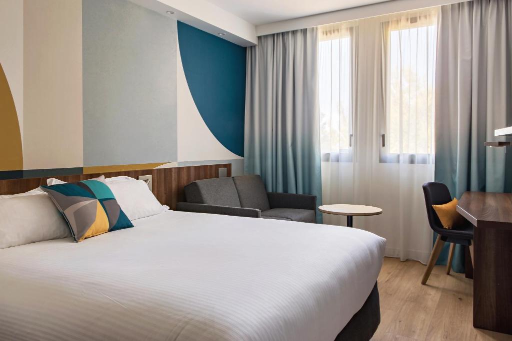 Holiday Inn - Marseille Airport, an IHG Hotel photo 3