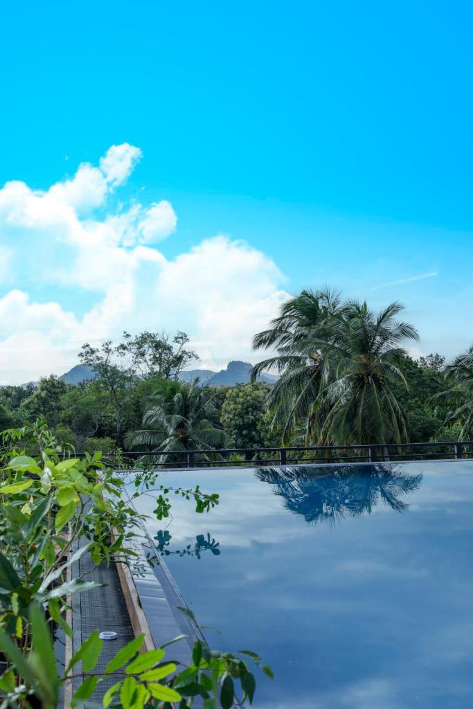 Covanro Sigiriya - Brand New Luxury Hotel photo 1