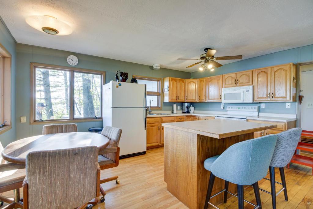 Lakefront Park Rapids Cabin with Grill and Fire Pit! photo 1