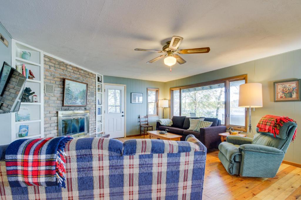 Lakefront Park Rapids Cabin with Grill and Fire Pit! photo 3